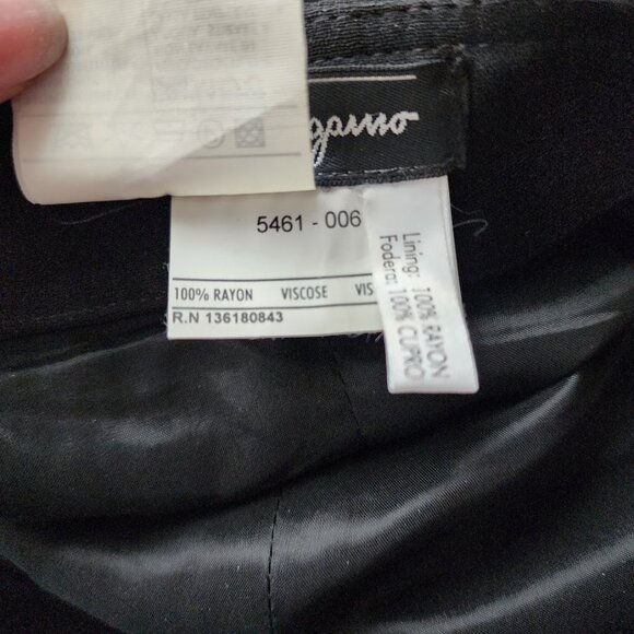 SALVATORE FERRAGAMO High Rise Wide Leg sleek dress slacks lined made in italy 8 - Picture 5 of 10
